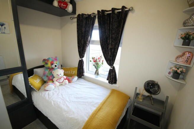 Photo 16
