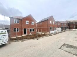 3, The Hawthorns, Hemingfield, Barnsley S73 0FN
