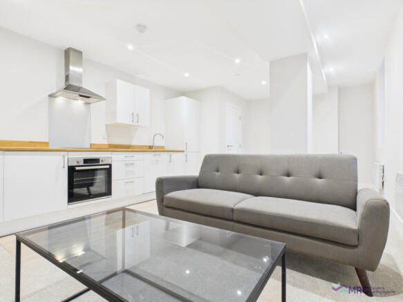 Stylish One Bed Apartment to Let