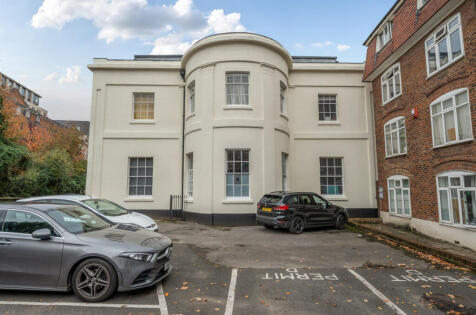 Grosvenor Square, Southampton, Hampshire, SO15