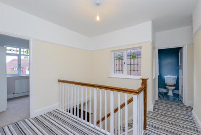 8364306-interior21.jpg