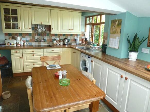 Kitchen / Breakfast Room