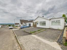 22, Talywern, Llangennech, Llanelli SA14 8UQ