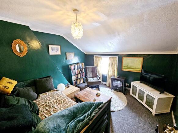 3 bed Terraced for sale Image 5