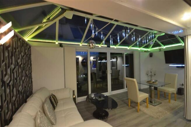 Conservatory night view 2