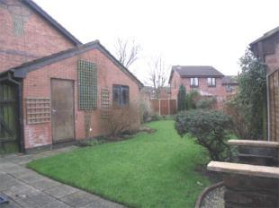 GOOD SIZED GARDEN