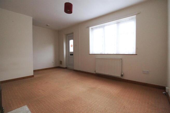 Living Room...jpg
