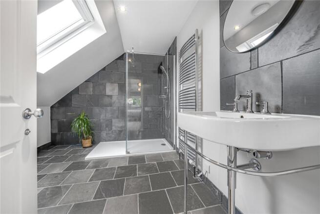 Ensuite To Bed Two