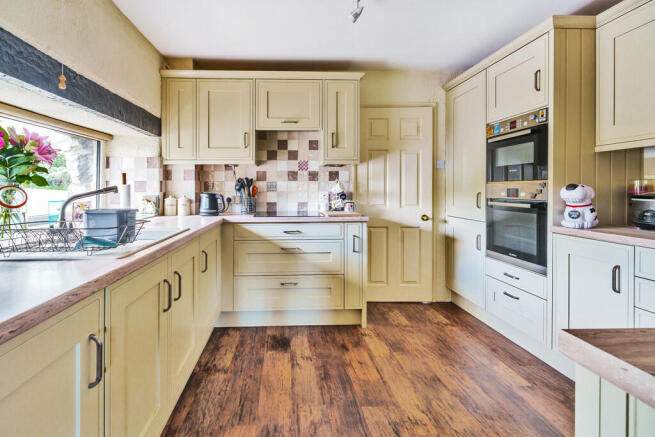 Fitted Kitchen