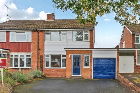 Crestwood Avenue, Kidderminster