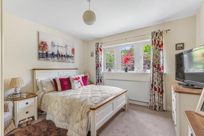 3 bed Bungalow for sale Image 6