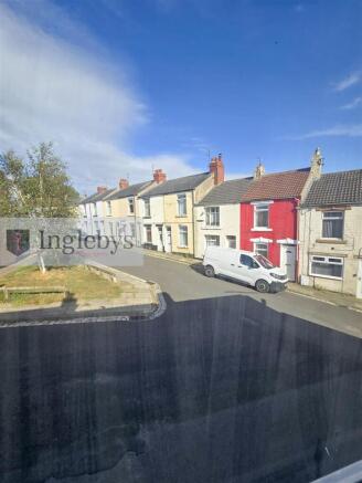 2 bed House for sale Image 9