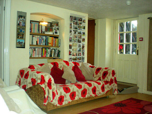 Photo 3