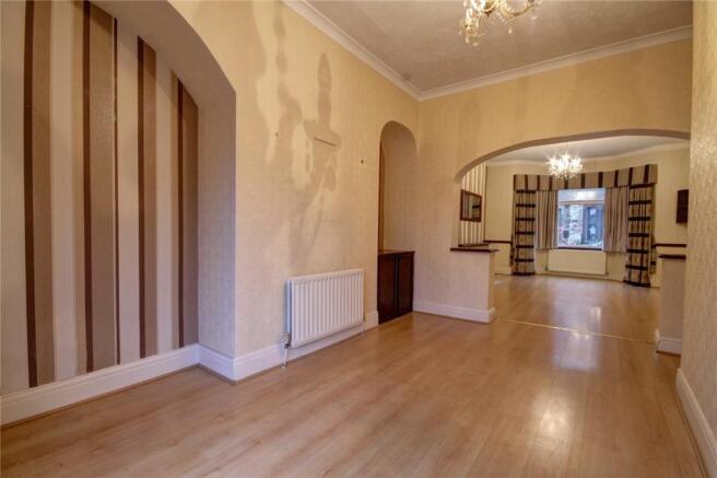 Dining Room Pic 1