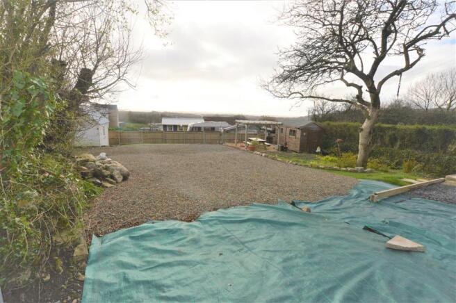 EXTERNALLY-GARDEN PLOT
