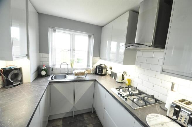 Modern Fitted Kitchen