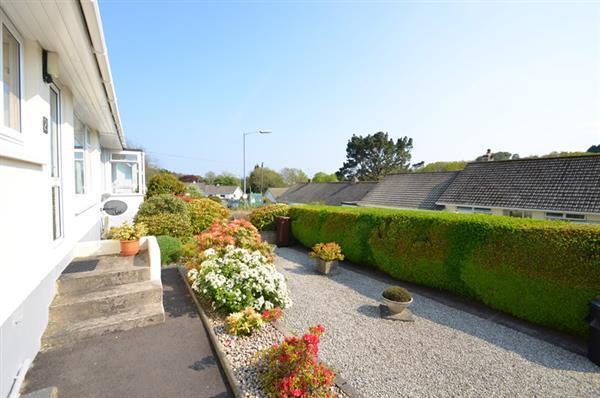 FRONT GARDENS