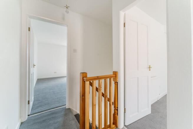2 bed Terraced for sale Image 10