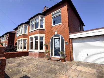 Warwick Road, Lytham St Annes
