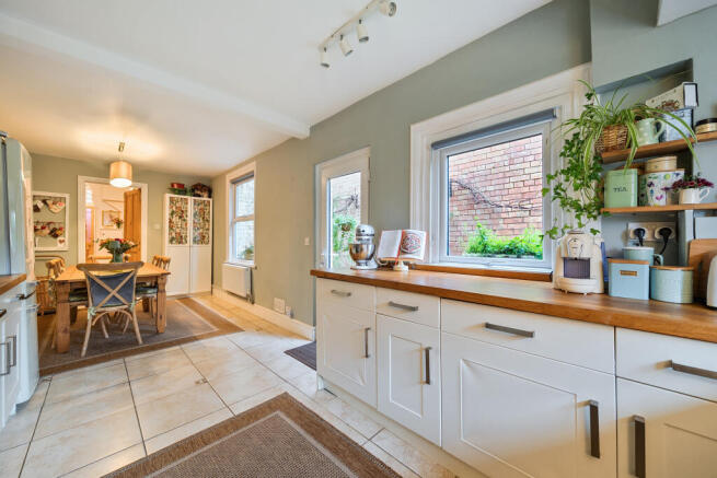 Kitchen / Breakfast Room