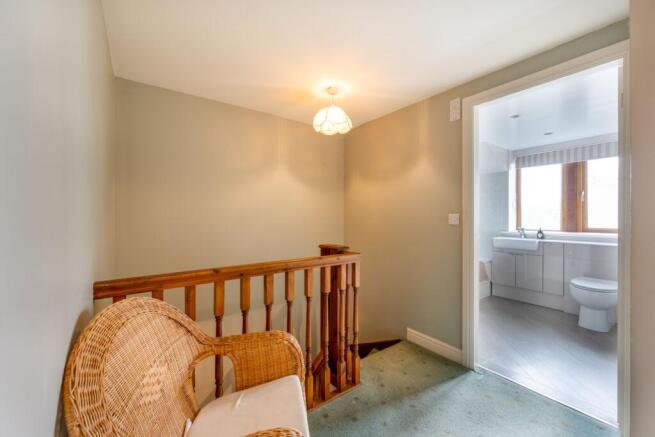 3 bed Terraced for sale Image 12