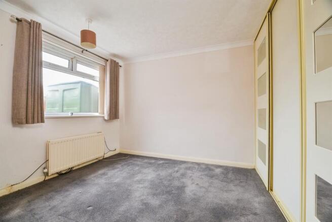 3 bed Semi-Detached Bungalow for sale Image 11