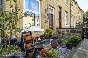 77, Lightcliffe Road, Crosland Moor, Huddersfield HD4 5BD