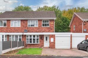 40, Edgmond Close, Redditch B98 0JG