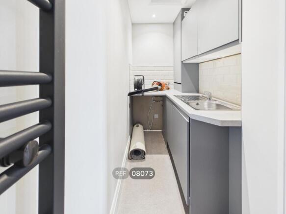 3 bed Detached to rent Image 11