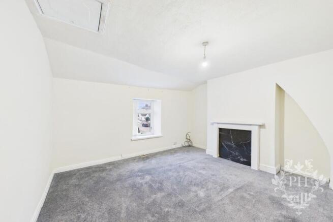 2 bed Terraced for sale Image 8
