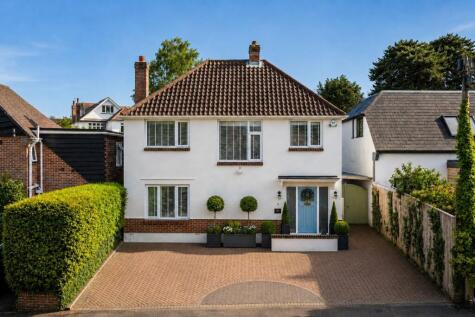 Bower Road, Queens Park, BH8