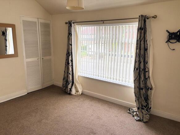 3 bed Detached to rent Image 8