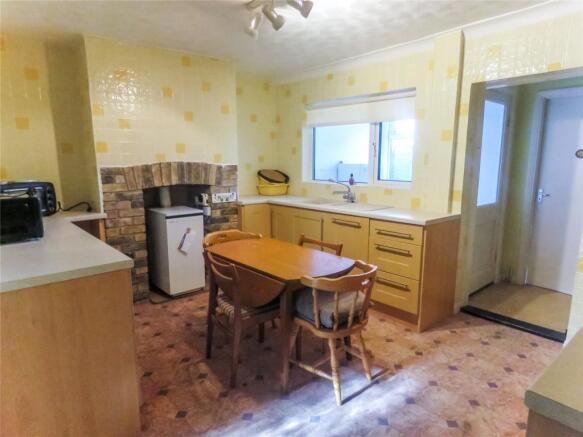 Kitchen/Dining Room