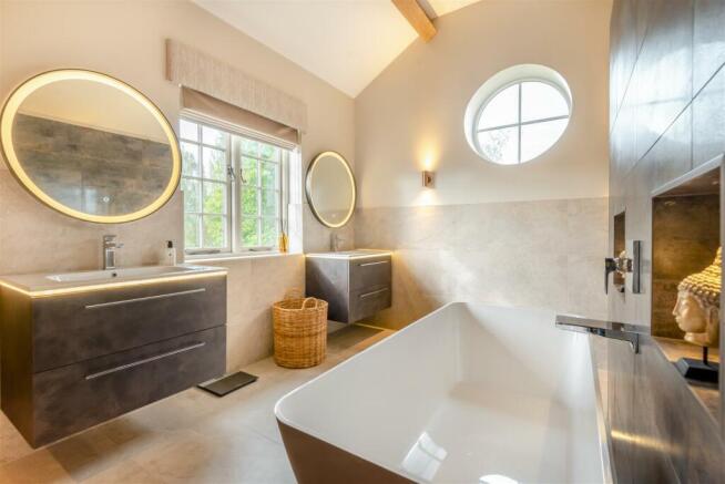 8571523-interior07.jpg