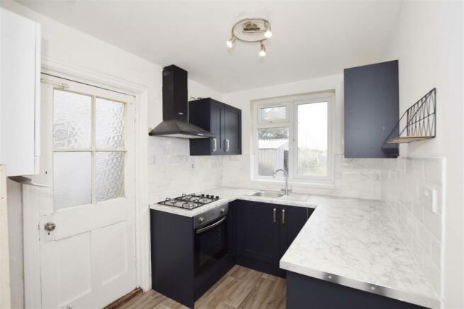 kitchen copy.jpg