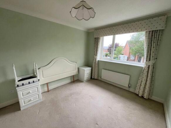 4 bed Detached for sale Image 7