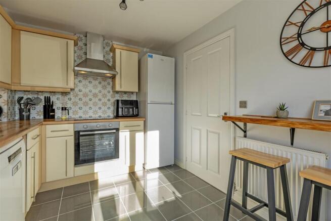 Superb Dining Kitchen