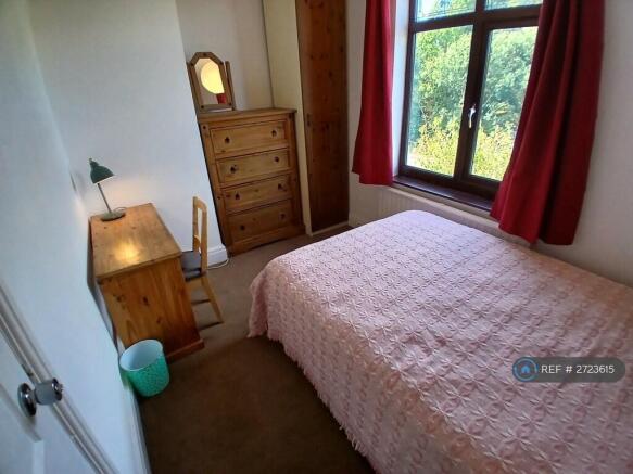 Available Double Bedroom On Top Floor