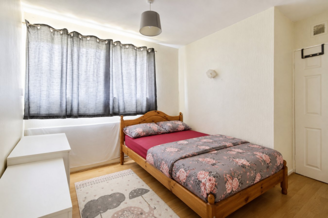 3 bed Semi-Detached for sale Image 7