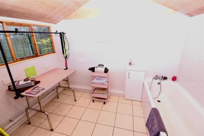 WORK ROOM/GARDEN STORE