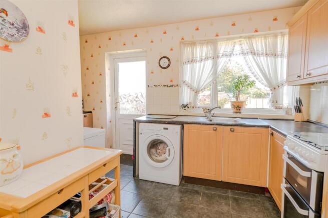 Rutland Road, Cannock, WS122EQ-9.jpg