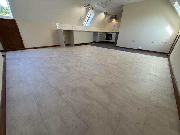 KITCHEN LOUNGE