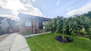 19, Broomknowe, Balloch, Glasgow G68 9AQ