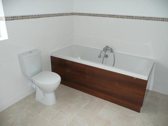 En suite master bedroom