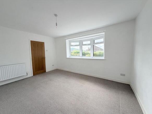 Vale View, Abergavenny photo 4