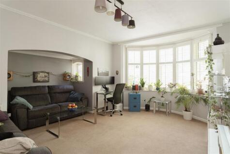 Cavendish Road, Redhill