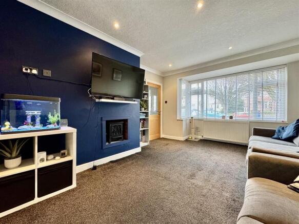 3 bed Semi-Detached for sale Image 10