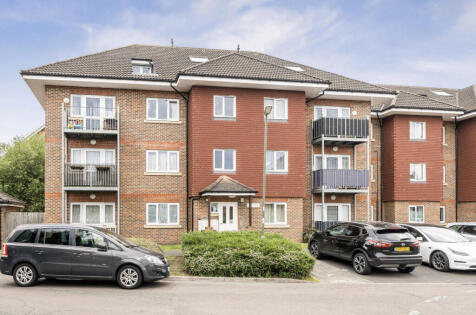 Oakbank Avenue, Walton On Thames, KT12