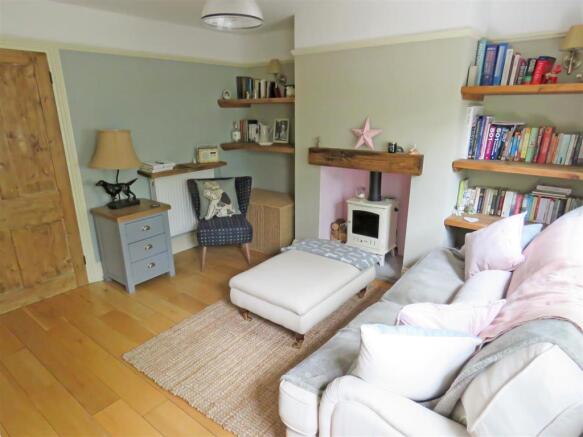Sitting Room B.JPG