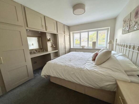 3 bed Semi-Detached for sale Image 8